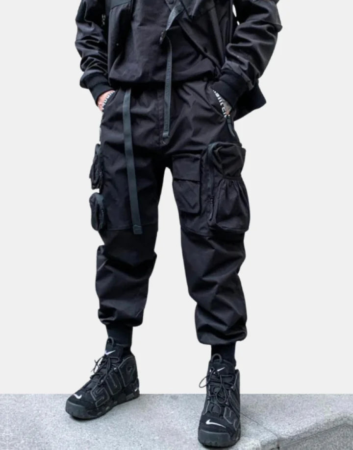 Tactical cargo trousers discount