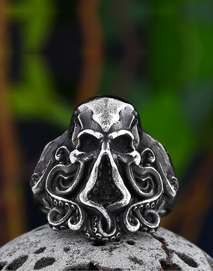 Oktopus-Totenkopf-Ring