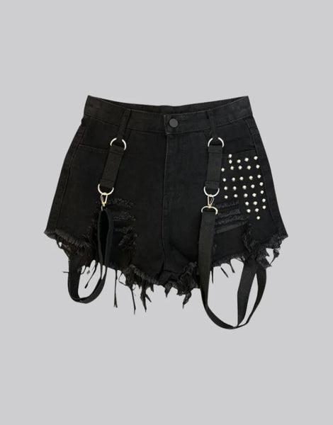 female-cargo-shorts-techwear-