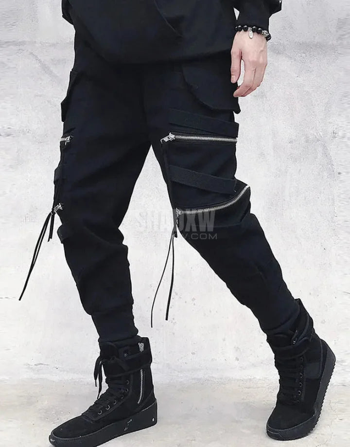 Tapered cargo pants techwear